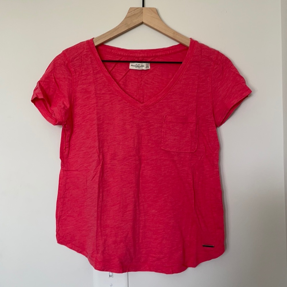 Pink tshirt